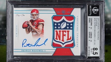 2017 National Treasures NFL Shield Patrick Mahomes RPA 1/1